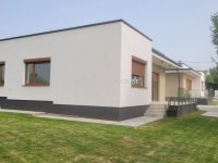 Eladó családi ház, Pécsett 118.9 M Ft, 4 szobás