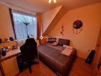 Eladó családi ház, Szigetszentmártonban 84.9 M Ft, 6 szobás