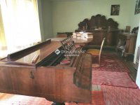 Eladó családi ház, Esztergomban 45 M Ft, 4 szobás