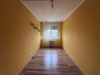 Eladó panellakás, Szegeden 62 M Ft, 3 szobás