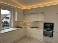 Eladó családi ház, Csömörön 215 M Ft, 4 szobás