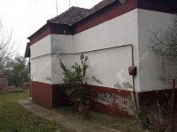 Eladó családi ház, Csörnyeföldön 18 M Ft, 4 szobás