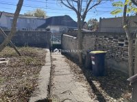 Eladó családi ház, XXI. kerületben 42 M Ft, 1 szobás