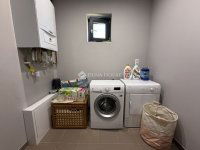 Eladó családi ház, Péterin 155 M Ft, 3 szobás