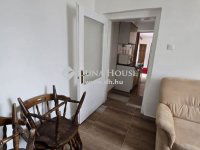 Eladó családi ház, Pécsett 18.5 M Ft, 2+2 szobás