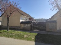 Eladó családi ház, Kisnyárádon 6 M Ft, 3 szobás