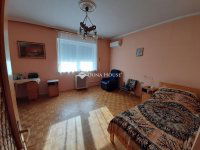 Eladó családi ház, Gödöllőn 120 M Ft, 5 szobás