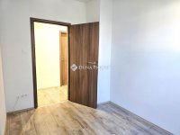 Eladó téglalakás, Pécsett 59.9 M Ft, 3 szobás