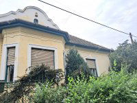 Eladó családi ház, Komáromban 54.5 M Ft, 4 szobás