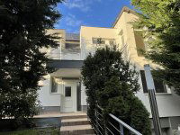 Eladó családi ház, Érden 330 M Ft, 10 szobás