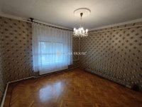 Eladó családi ház, Tatabányán 124.99 M Ft, 8 szobás