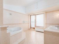 Eladó téglalakás, Kecskeméten 129.99 M Ft, 4 szobás