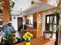 Eladó családi ház, Érden 159.999 M Ft, 4 szobás