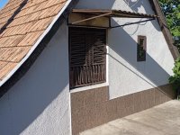 Eladó családi ház, Szekszárdon 10.8 M Ft, 2 szobás