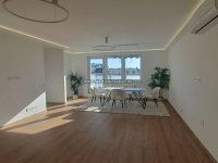 Eladó téglalakás, XIII. kerületben 162.4 M Ft, 4 szobás