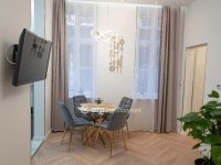 Eladó téglalakás, VI. kerületben 79.9 M Ft, 1+1 szobás