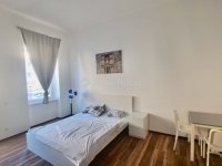 Eladó téglalakás, VII. kerületben 48 M Ft, 1 szobás