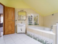 Eladó családi ház, Szigetszentmiklóson 170 M Ft, 4 szobás