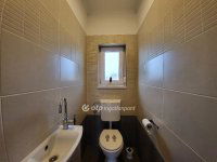 Eladó téglalakás, Siófokon 79.9 M Ft, 4 szobás