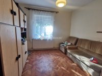 Eladó családi ház, Dunaalmáson 36 M Ft, 3 szobás