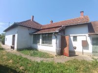 Eladó családi ház, Kenderesen 10.5 M Ft, 2+1 szobás