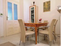 Kiadó téglalakás, albérlet