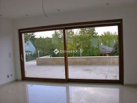 Eladó családi ház, III. kerületben 840.65 M Ft, 7 szobás