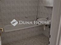 Eladó családi ház, Siklóson 96.5 M Ft, 5 szobás