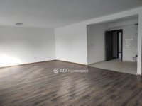 Eladó téglalakás, Szegeden 112 M Ft, 3 szobás