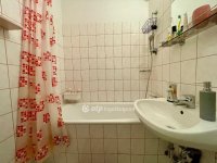 Eladó panellakás, Pécsett 97.5 M Ft, 3 szobás