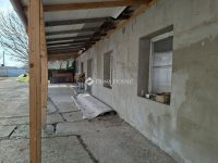 Eladó családi ház, Pilisen 70 M Ft, 10 szobás