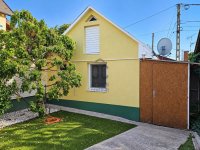 Eladó családi ház, Debrecenben 25.5 M Ft, 1 szobás