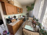 Eladó panellakás, Kecskeméten 47.8 M Ft, 3 szobás