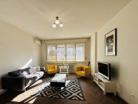 Eladó téglalakás, V. kerületben 179 M Ft, 3 szobás