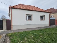Eladó családi ház, Pápán 59.9 M Ft, 2+1 szobás