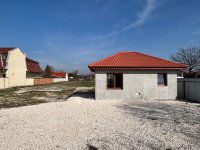 Kiadó telek, Békéscsabán 400 E Ft / hó / költözzbe.hu