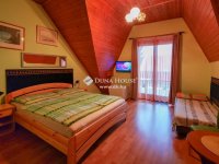 Eladó családi ház, Balatonfüreden 590 M Ft, 14 szobás