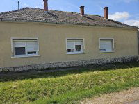 Eladó családi ház, Bakonypölöskén 15.9 M Ft, 3 szobás