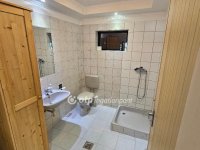 Eladó családi ház, Egerben 109.9 M Ft, 4+1 szobás