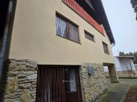 Eladó családi ház, Velencén 79.9 M Ft, 5+2 szobás