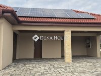 Eladó családi ház, Márkón 146 M Ft, 4 szobás