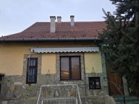 Eladó téglalakás, Mezőhegyesen 28 M Ft, 6 szobás