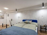 Eladó téglalakás, VI. kerületben 50 M Ft, 1 szobás