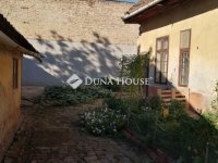 Eladó családi ház, Kecskeméten 149 M Ft, 7 szobás