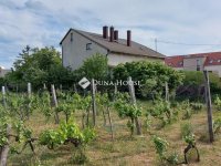 Eladó családi ház, Balatonfüreden, Öreghegyi utcában 240 M Ft
