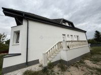 Eladó ikerház, XVII. kerületben 69.99 M Ft, 5 szobás