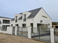 Eladó ikerház, Mogyoródon 99.9 M Ft, 5 szobás