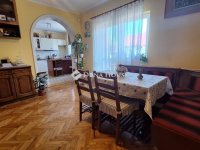 Eladó családi ház, Székesfehérvárott 125 M Ft, 6 szobás