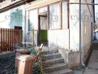 Eladó téglalakás, Szegeden 29 M Ft, 2 szobás