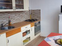 Kiadó panellakás, albérlet, Egerben 140 E Ft / hó, 2 szobás